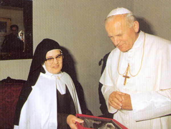 Сестра Люсия и Иоанн Павел II. Фото: www.romatoday.it