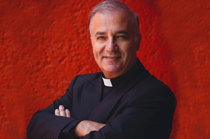 Отец Анхель Эспиноса де лос Монтерос: “Почему я католик”