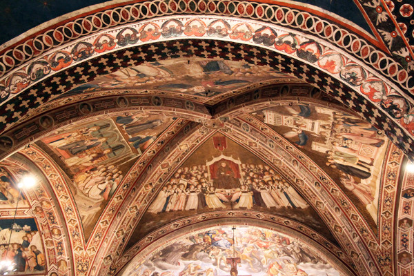 Нижняя базилика Сан-Франческо Фото: Ксения Лидовская