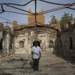 Нигер: Мессы на пепелищах