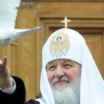 Патриарх Кирилл поздравил Папу с Пасхой