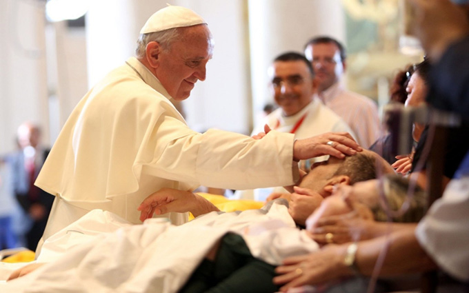 «Почему это случилось именно со мной?» Послание Папы Франциска на XXIV Всемирный День молитв о больных