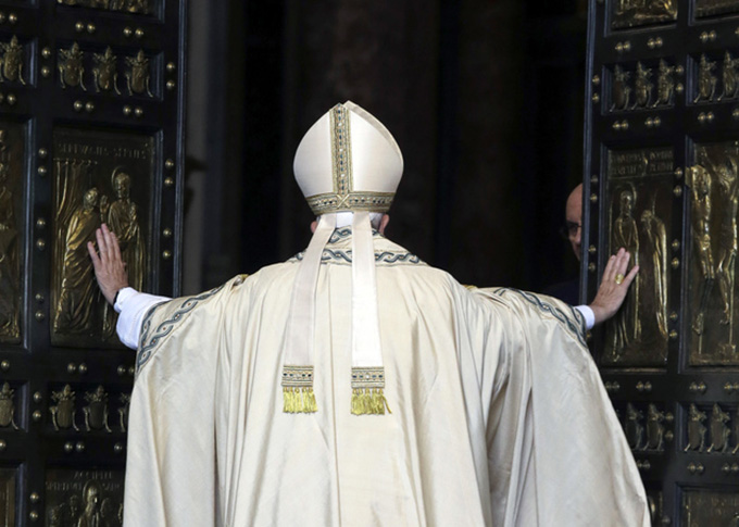 Папа открыл Юбилейный Год Милосердия