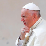 Ватикан издаст документ, посвященный фейковым новостям