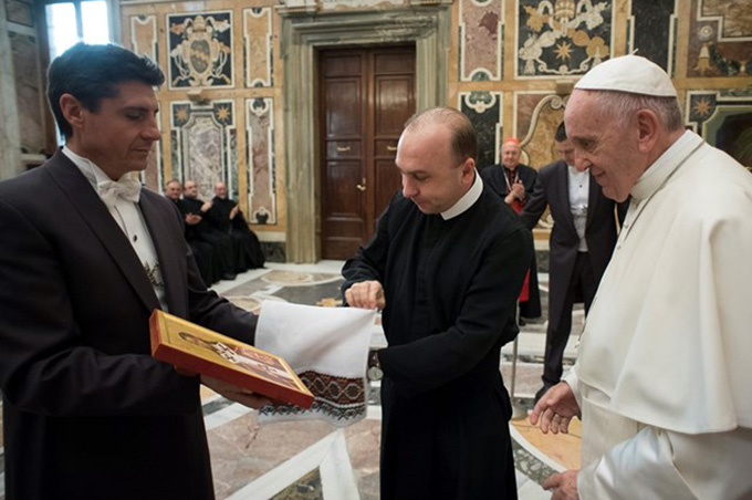 Папа пожелал Украине мира и экуменической гармонии