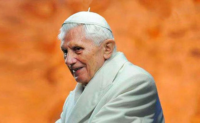 Бенедикт XVI опубликовал эссе о католическо-иудейском диалоге
