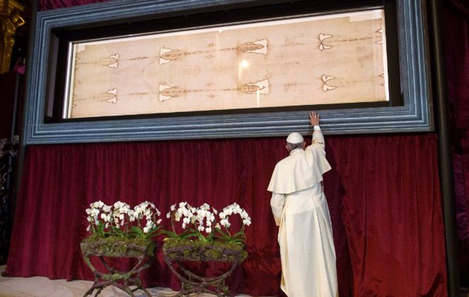Папский кустод Плащаницы: “Туринская плащаница, не являясь предметом веры, содействует вере”