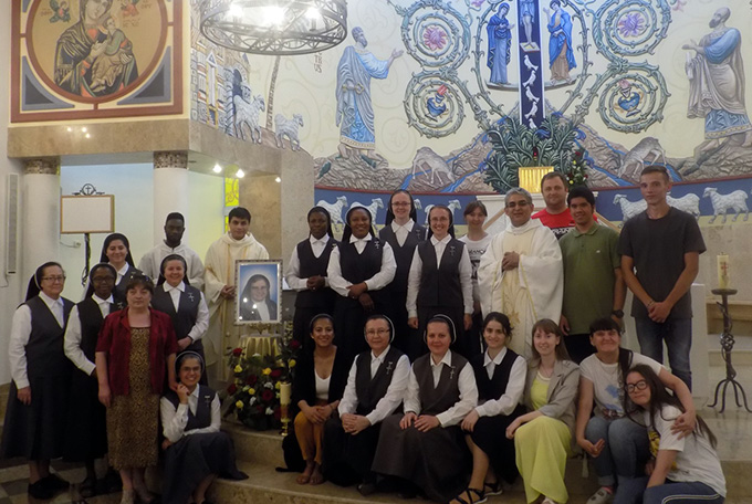 Сестры Миссионерки Клариссы Святейшего Таинства отметили 25 лет миссии в России