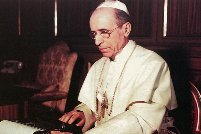Ватикан открыл доступ к архивам Папы Пия XII